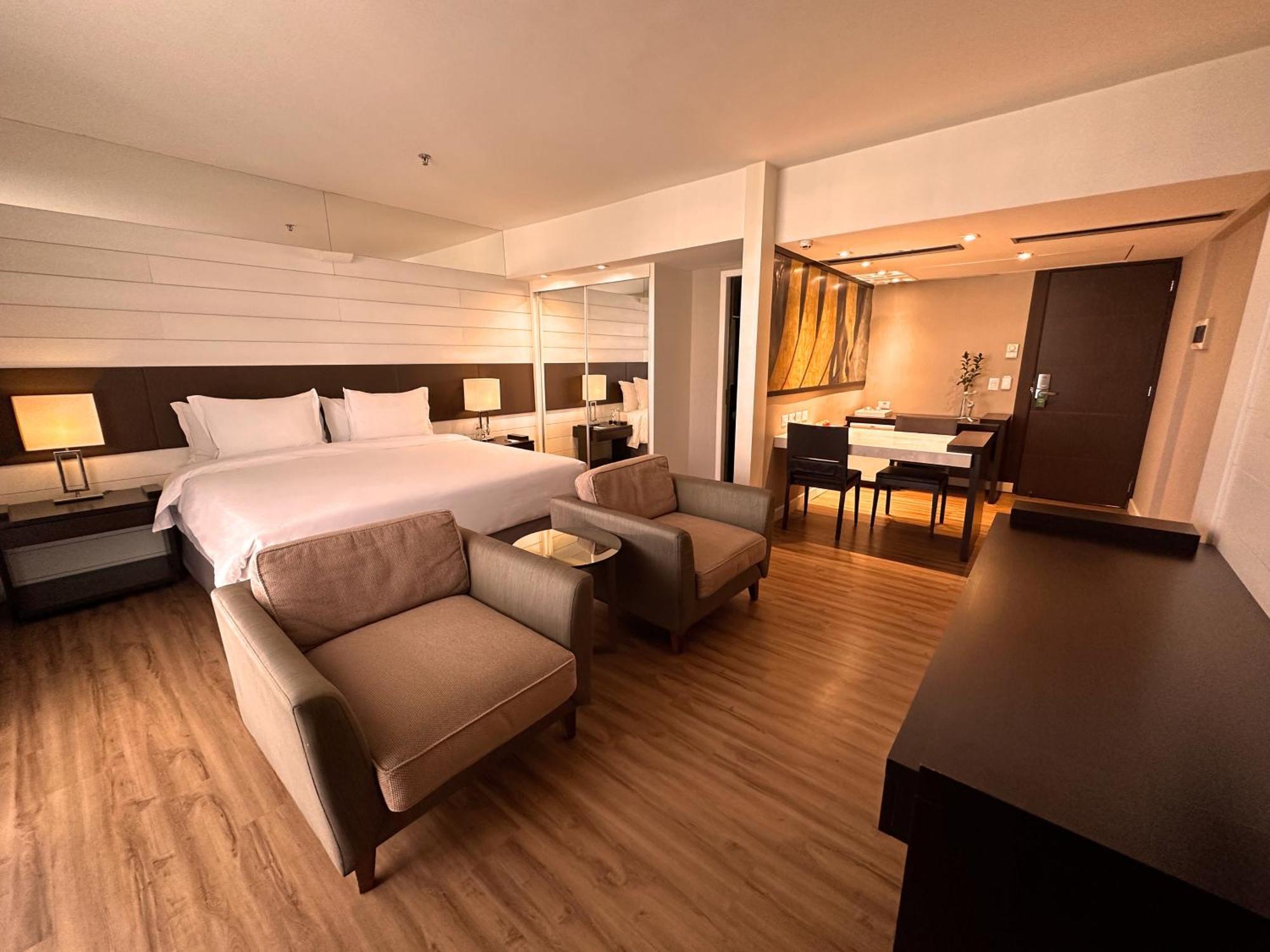 Kubitschek Plaza Hotel