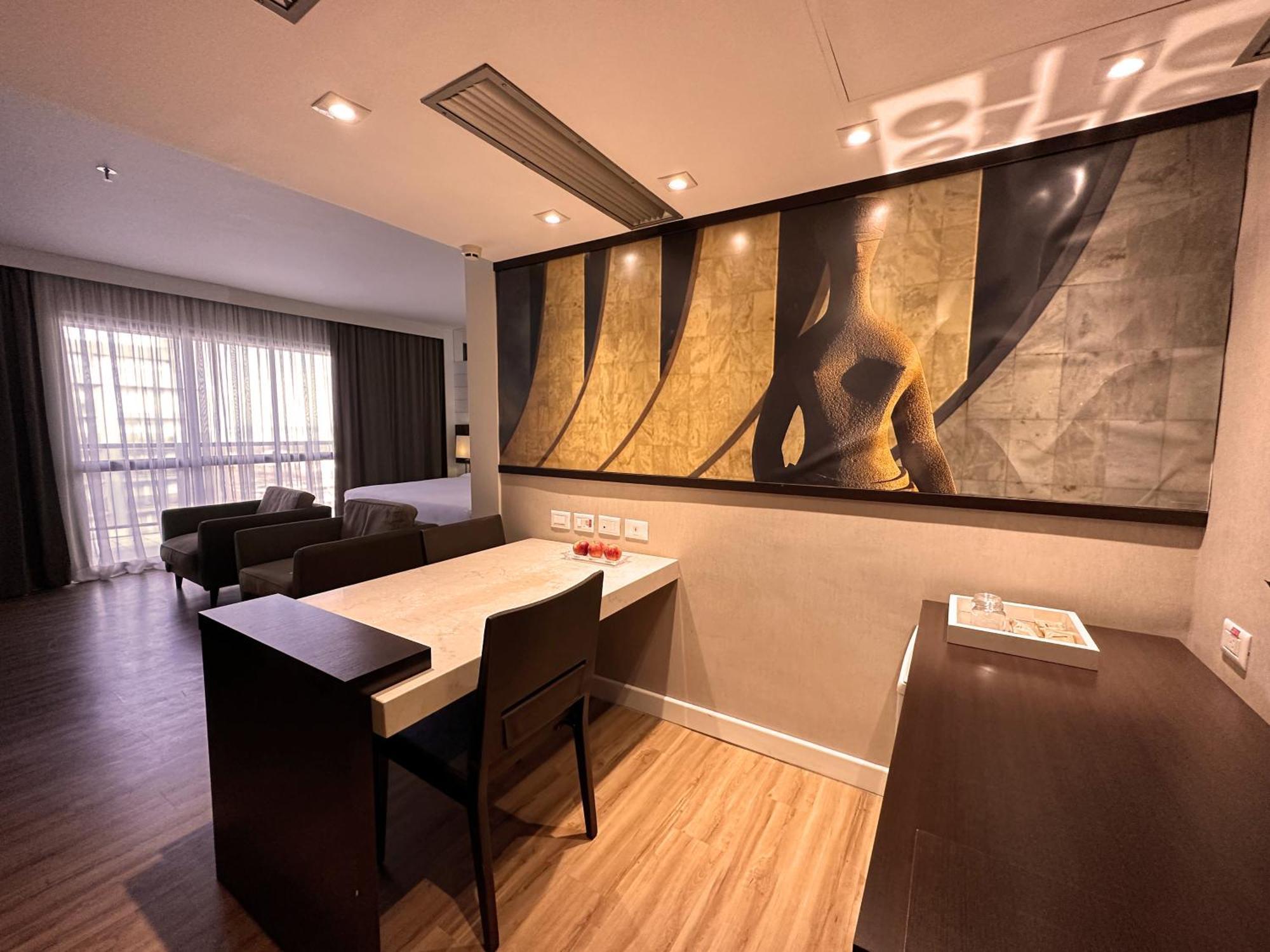 Hotel Kubitschek Plaza 4*