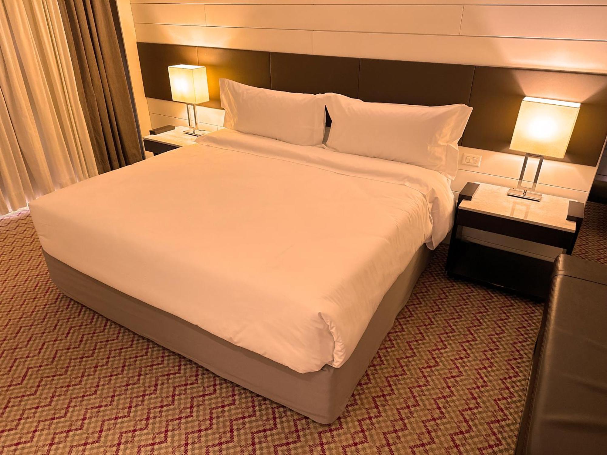 Kubitschek Plaza 4*